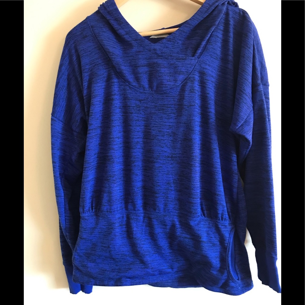 Athleta blue/black lightweight hooded pullover size Large.